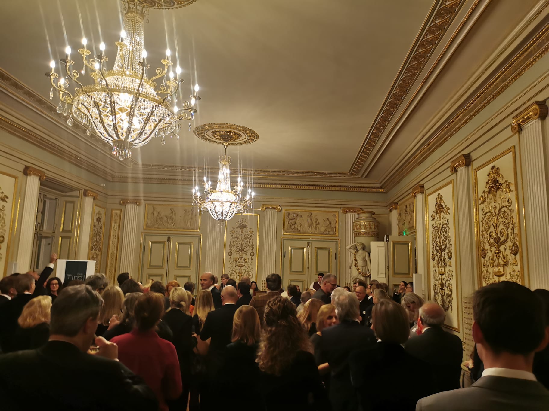 whatsapp_image_2025-12-02_at_09.08.34_002_